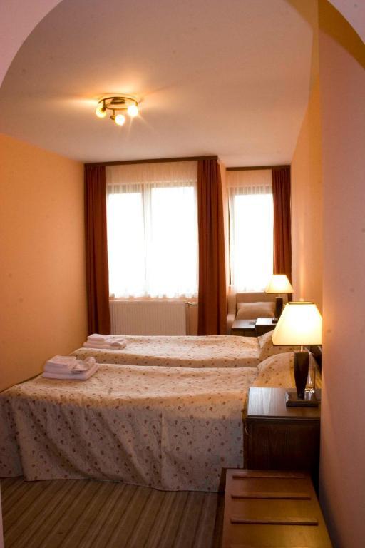Family Hotel Zora 라즐로그 객실 사진