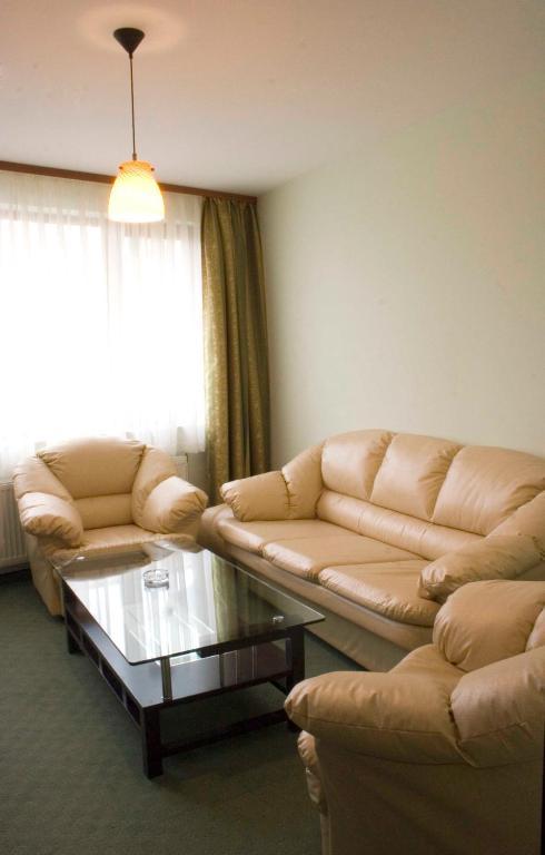 Family Hotel Zora 라즐로그 객실 사진